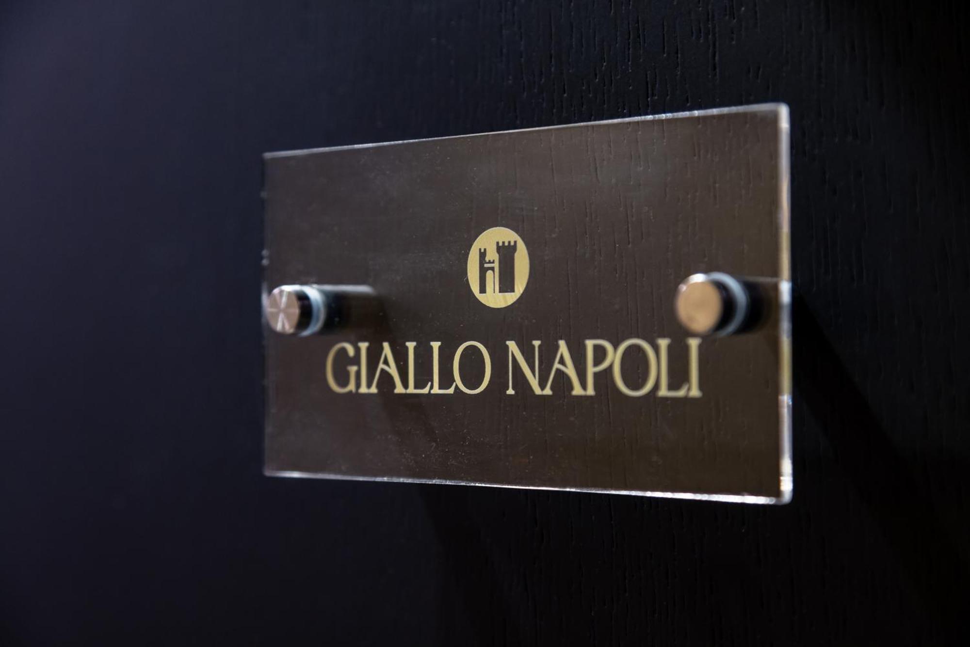 Capuana15 By Napoliapartments Εξωτερικό φωτογραφία